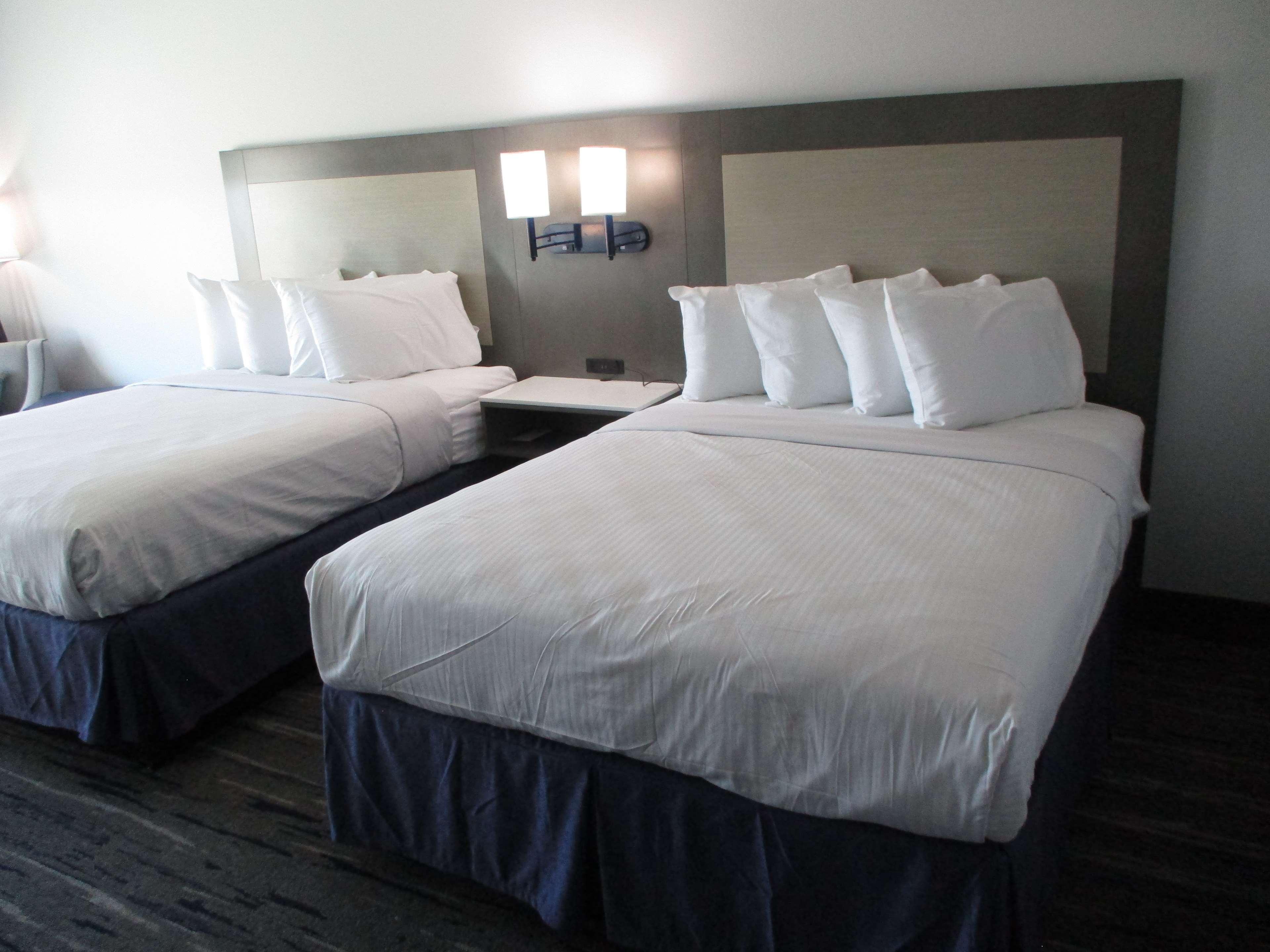 Best Western Plus Choctaw Inn & Suites Esterno foto