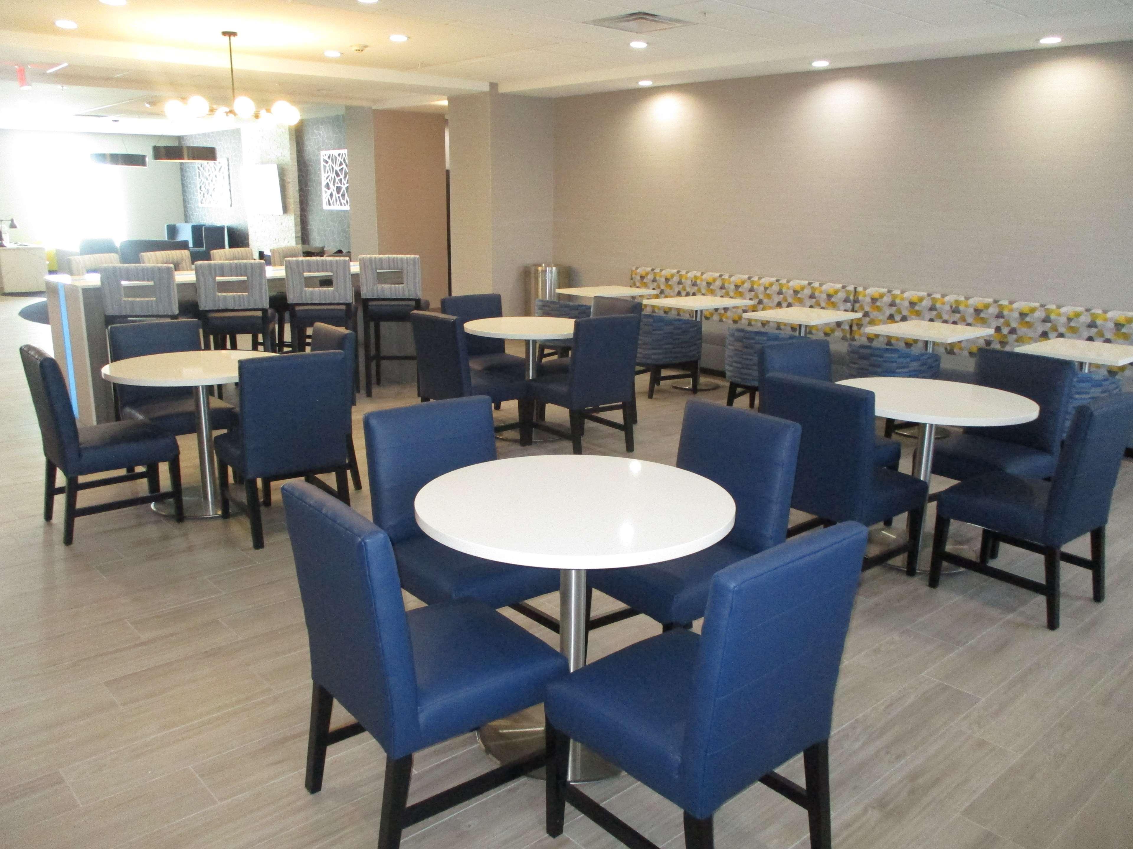 Best Western Plus Choctaw Inn & Suites Esterno foto
