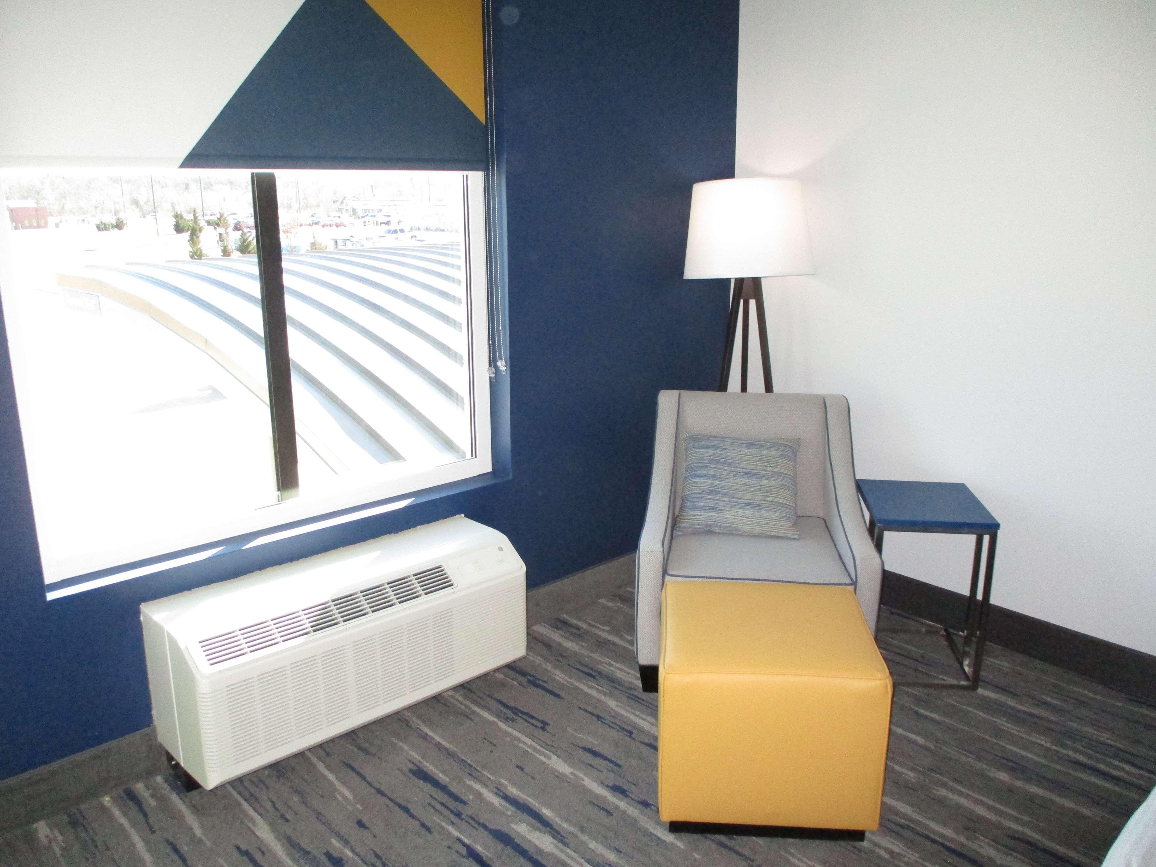 Best Western Plus Choctaw Inn & Suites Esterno foto