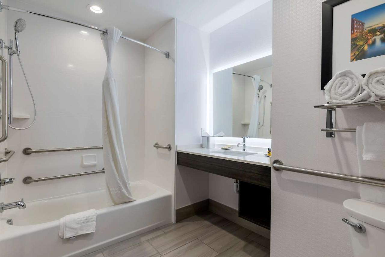 Best Western Plus Choctaw Inn & Suites Esterno foto