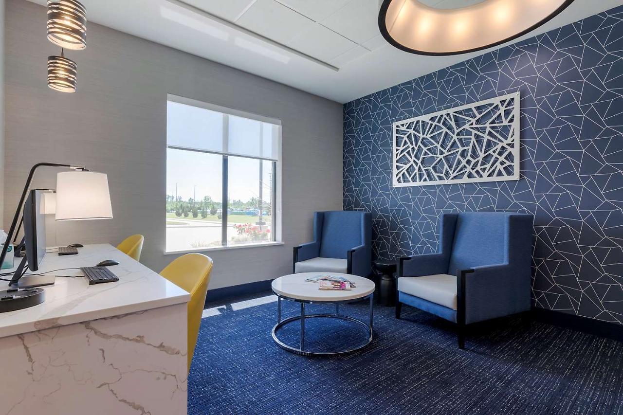 Best Western Plus Choctaw Inn & Suites Esterno foto
